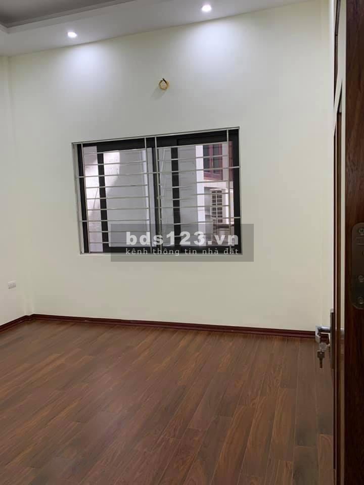 Siêu hot bán nhà 4 tầng Định Công Thượng mới tinh, cách ô tô đỗ 15m, dt 35/40m2, giá 3.2 tỷ