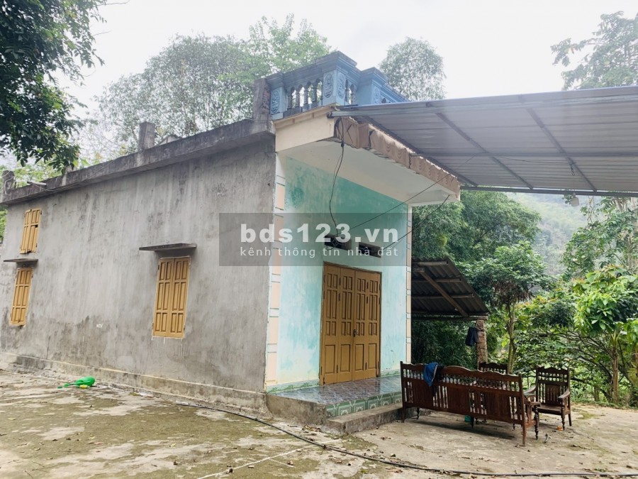 Bán đất diện tích sử dụng 1000m2 có 760m thổ cư bám hồ Đà Băc Hoà Bình