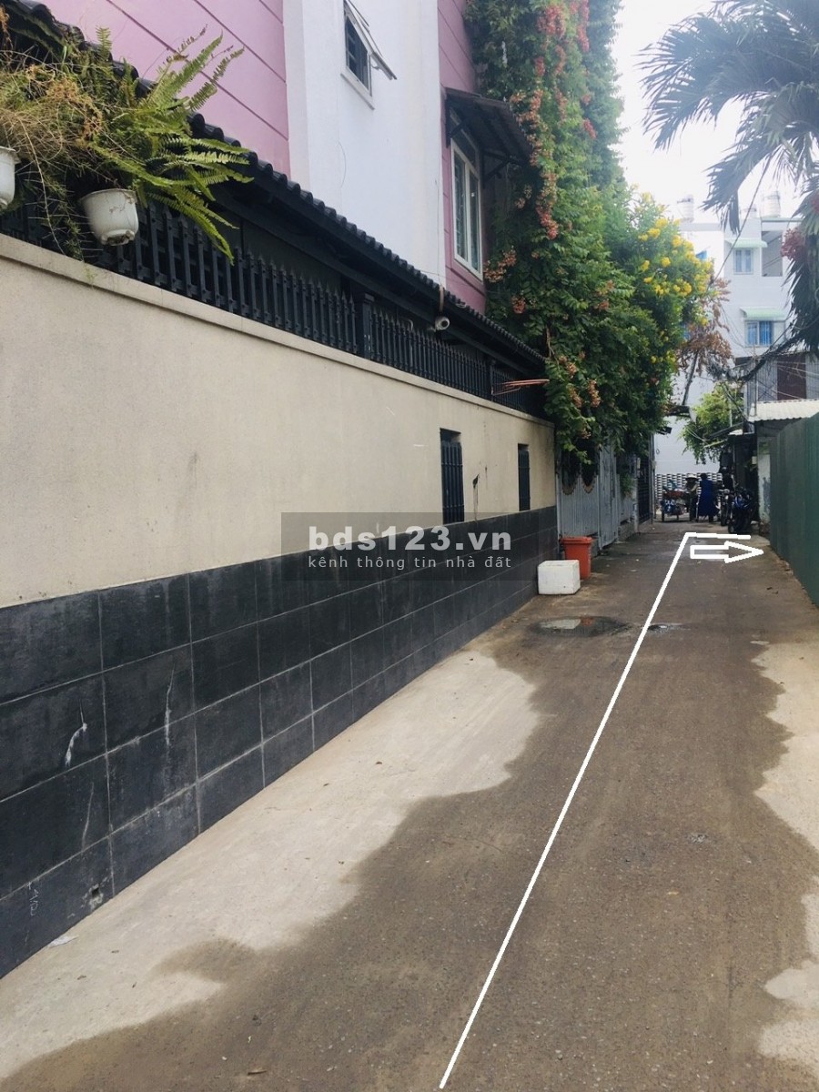 Bán đất đường Nguyễn Văn Lượng, P16, Gò Vấp., dt 48,4m2 giá 4 tỷ, ngang 4,5m