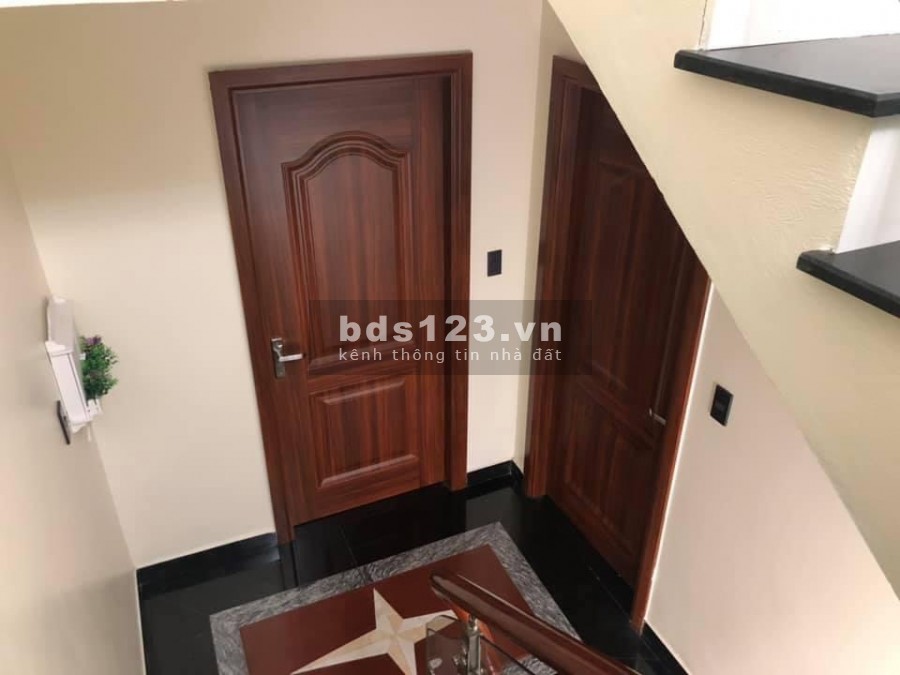 Nhà đẹp 2 thoáng Cổ Linh Quận Long Biên dt 56m2, 4 tầng đúc, full nội thất