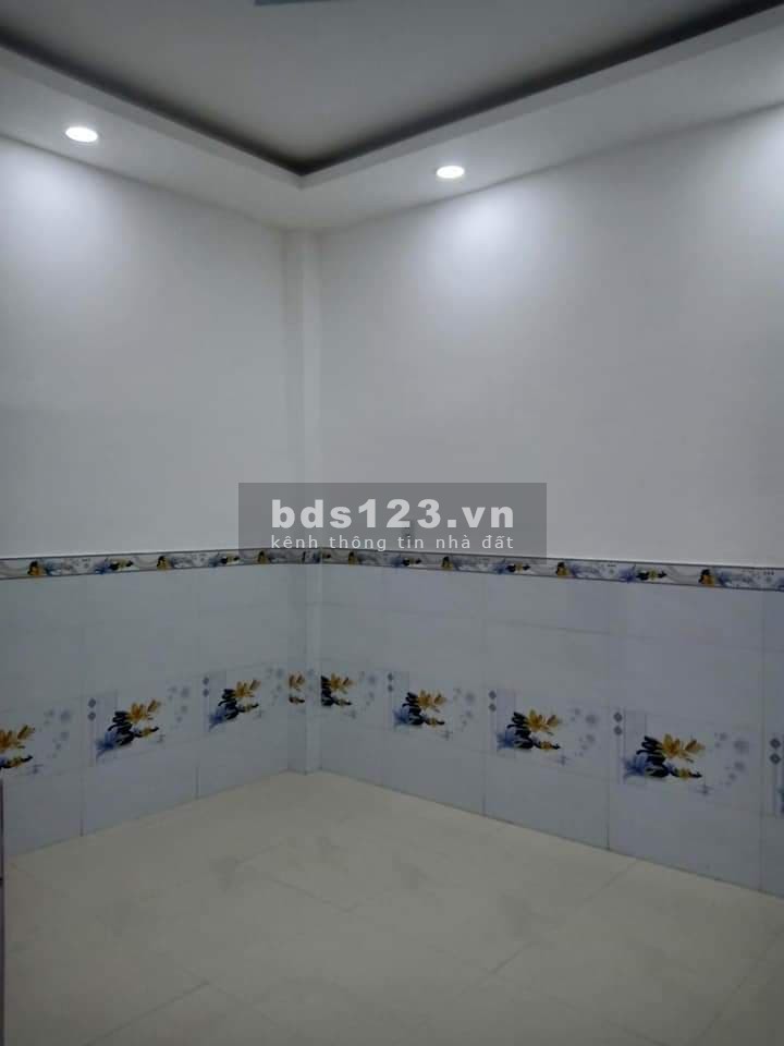 Khu Vip nhà mới rộng 64m2, hẻm xe hơi 3 pn, mặt tiền Gò Vấp, giá bán /4.95 tỷ