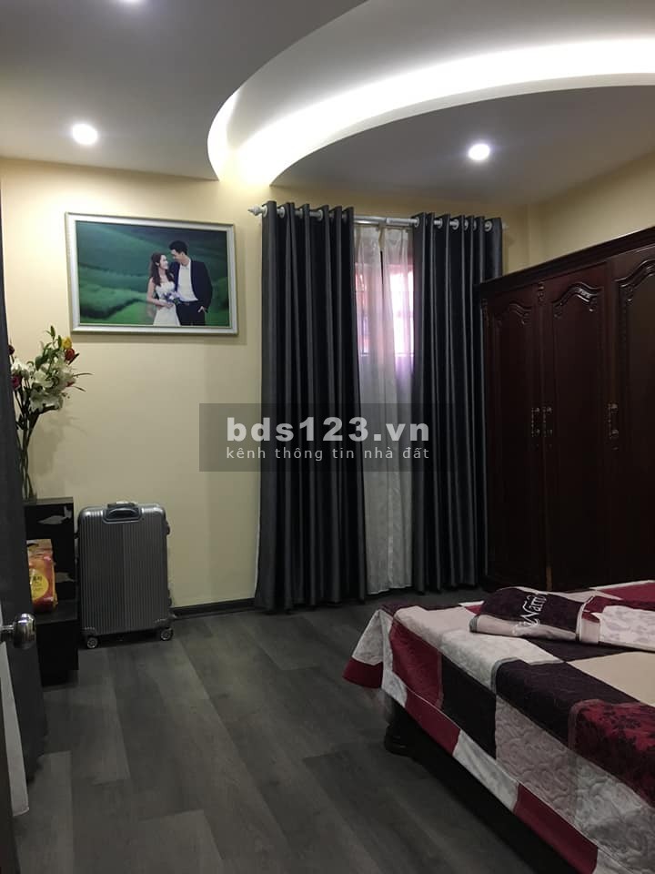 Siêu phẩm phố Trương Định diện tích 54m2 giá nhỉnh 2 tỷ kiên cố ở luôn, chính chủ