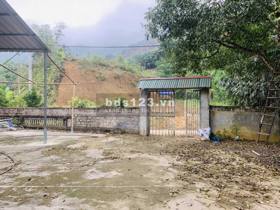 Bán đất diện tích sử dụng 1000m2 có 760m thổ cư bám hồ Đà Băc Hoà Bình