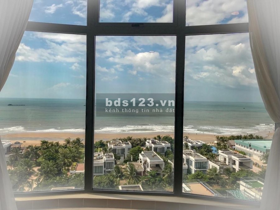 Mở Bán Căn Vip Tầng 12 Căn 128m2 giá 4,7 Tỷ, Ưu Đãi 399tr, CK6%, NH Hỗ Trợ 0% Lãi Suất. LH 0909689884