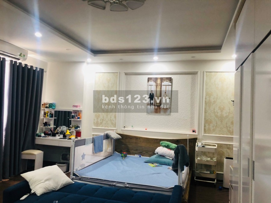 Bán nhà đường Quan Nhân, Cầu Giấy, 58m x 6T, MT 6m, Ô tô