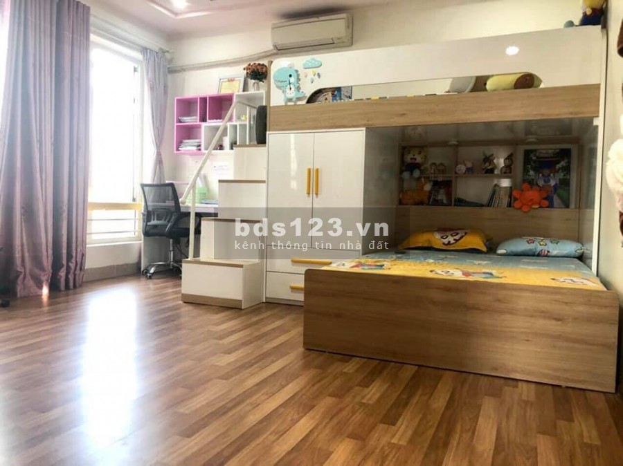 Bán nhà Thịnh Quang, Đống Đa, nhà đẹp, giá rẻ, 48m2, 5 tầng, MT hơn 4 m, chỉ 3.9 tỷ, lh 0368781929