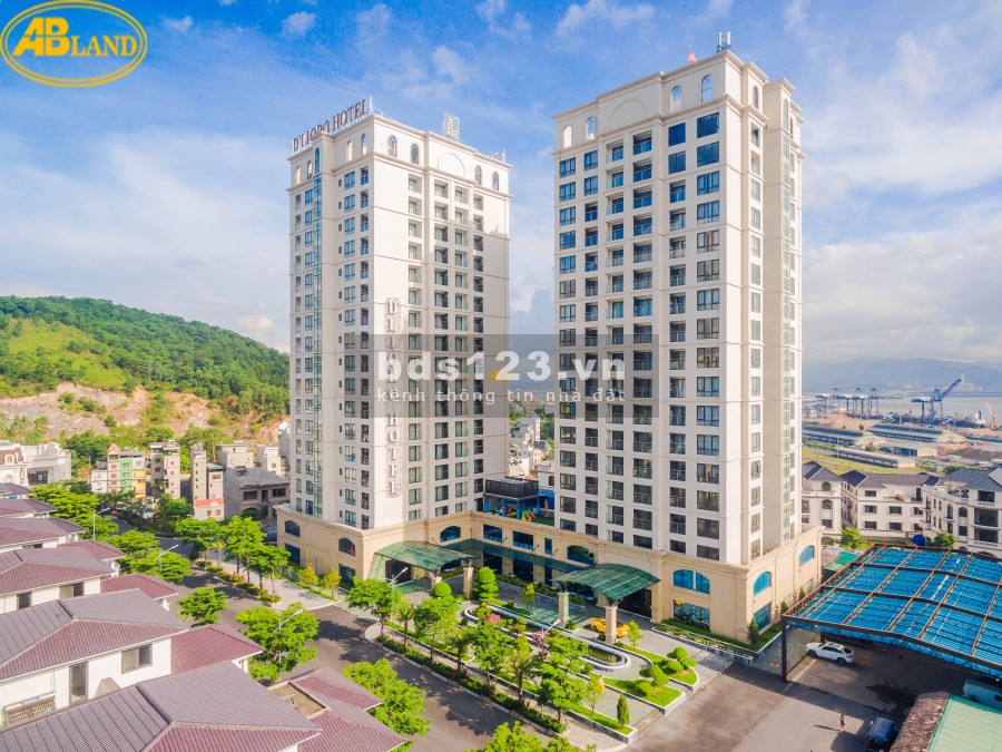Cần chuyển nhượng gấp căn hộ lô góc view vịnh - chiết khấu 10% ngay hôm nay