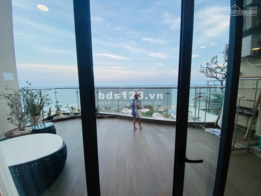 Mở Bán Căn Vip Tầng 12 Căn 128m2 giá 4,7 Tỷ, Ưu Đãi 399tr, CK6%, NH Hỗ Trợ 0% Lãi Suất. LH 0909689884