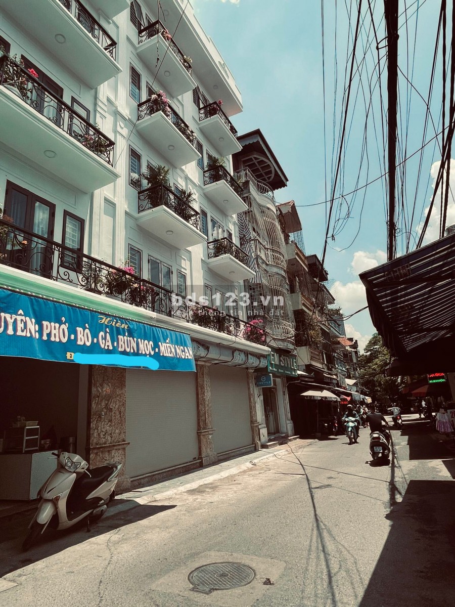 Mặt phố trung tâm Quận Hoàng Mai, dt 45m2 xây mới có thang máy, SĐCC.