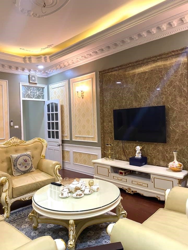 Bán nhà Nguyễn Khánh Toàn, 7 tầng dt 95m2, kinh doanh, giá 10.65…