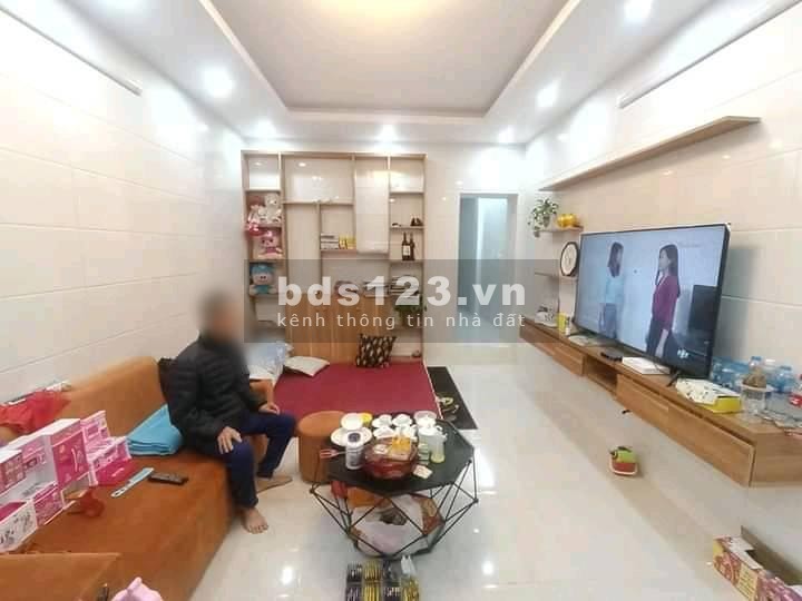 CỰC HIẾM! Nhà Đẹp Đông Thiên – Hoàng Mai ở ngay, ngõ xe máy tránh, 35mx5T, 2.5 tỷ