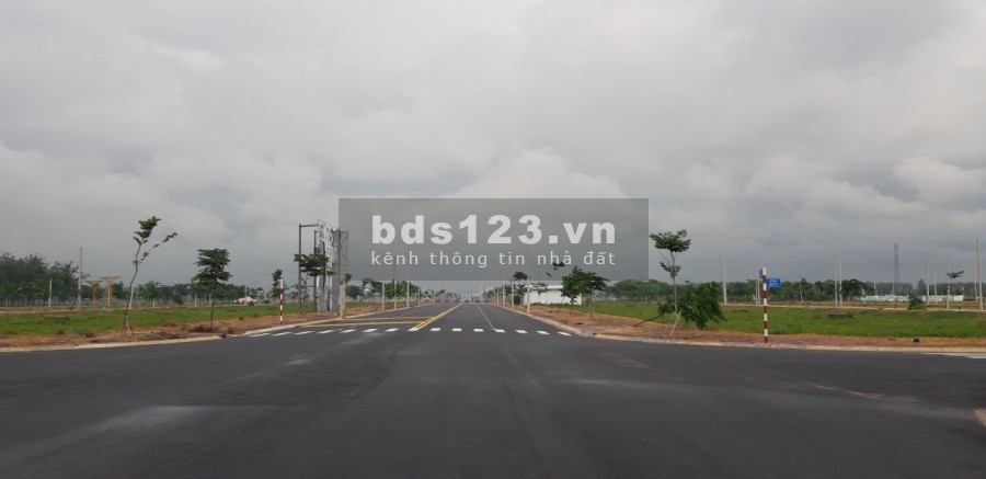Chính chủ bán gấp lô đất ngay khu công nghiệp Visip 2 mở rộng, giá chỉ 850 triệu, lhcc