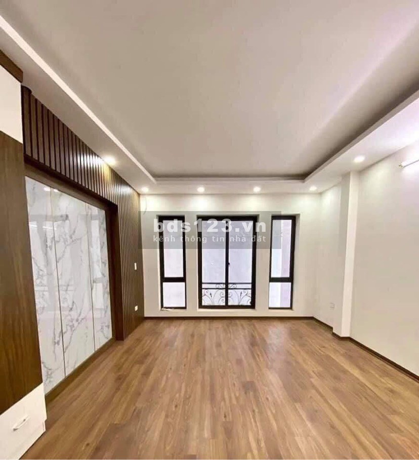 Bán nhà phân lô Phú Diễn, Bắc Từ Liêm rộng 60m2, 5 tầng, giá bán 7,9 tỷ