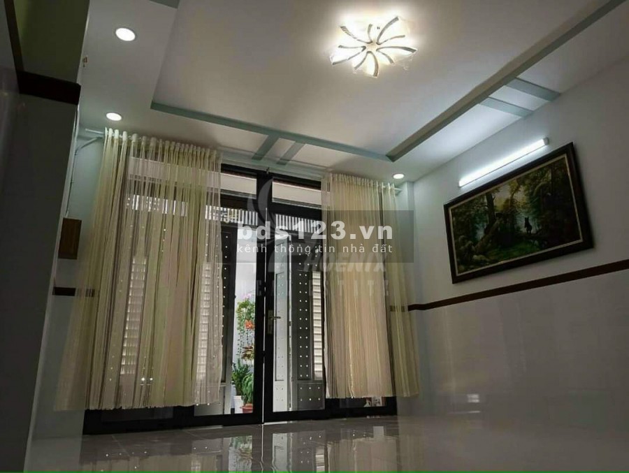 Chính chủ ngộp ngân hàng bán nhà Tân Phú 49m2 1 lầu 1 lửng hẻm ô tô 4m