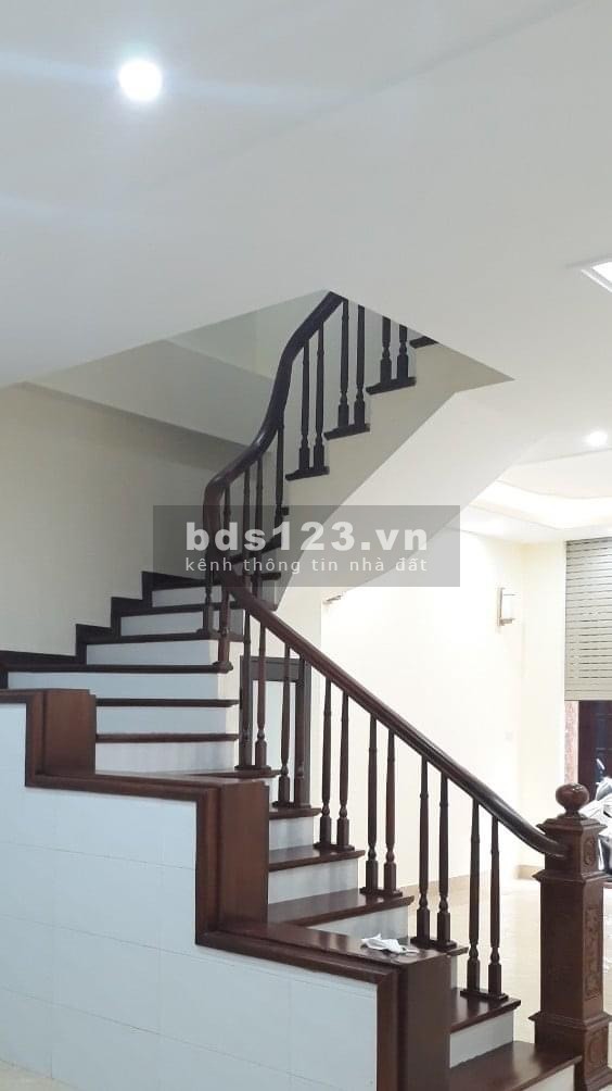 Nguyễn Ngọc Nại 58m2 x 5 tầng 5.4m mặt tiền giá 9 tỷ Thanh Xuân