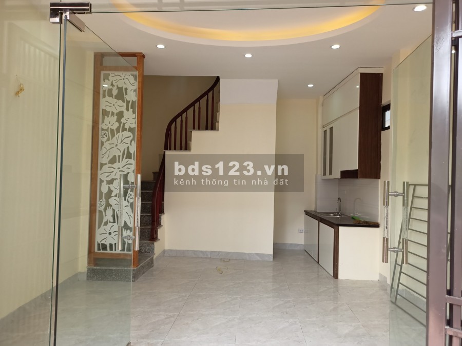 Nhà Mới Lê Trọng Tấn, Lô Góc diện tích 50m2, 5 tầng, mt 5m giá chỉ 4,85 tỷ