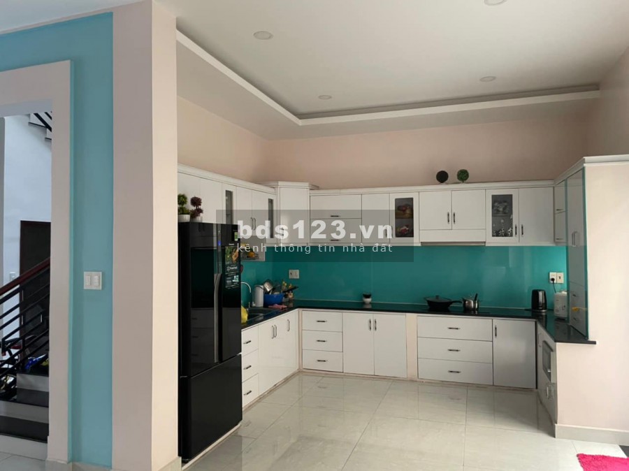 Chủ bán kín biệt thự diện tích 288m2 Âu Cơ Phường 14 Tân Bình khu vip
