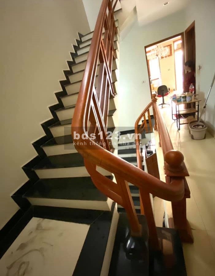 Bán Liền kề Văn Quán diện tích 75m2, đường 13m, vỉa hè 3m, giá bán 8.8 tỷ