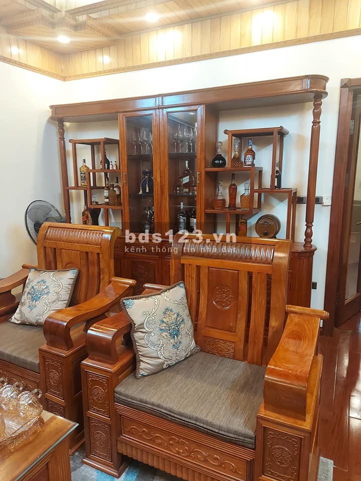 Bán nhà Thanh Am Long Biên, Hà Nội nội thất tiền tỷ, diện tích 58m2, giá 3.5 tỷ
