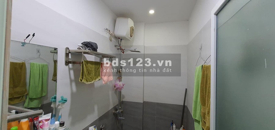 Bán nhà trung tâm siêu tiện ích, thoáng 2 mặt trước sau, nhà cực hiếm, sổ đẹp