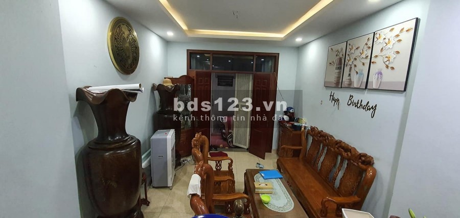 Bán nhà trung tâm siêu tiện ích, thoáng 2 mặt trước sau, nhà cực hiếm, sổ đẹp