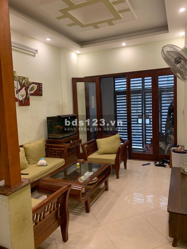 Bán nhà phố Võng Thị, sát Hồ Tây, nhà thiết kế đẹp, nở hậu cực lộc, 52m2, 4 tầng giá 5tỷ280