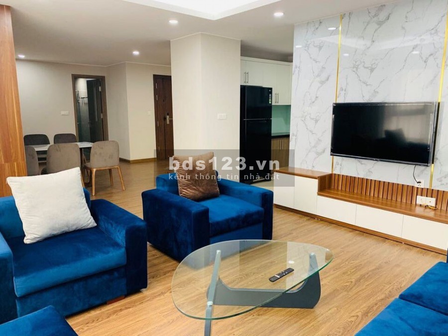 Cần bán căn hộ 4 phòng ngủ, chung cư Udic Westlake Tây Hồ, hỗ trợ lãi suất 0%