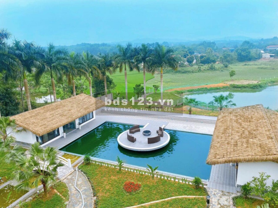 Chuyển nhượng Biệt thự sân vườn Sunny Resort Ba Vì, đẳng cấp Châu Âu, 2700m2, giá 13 tỷ.