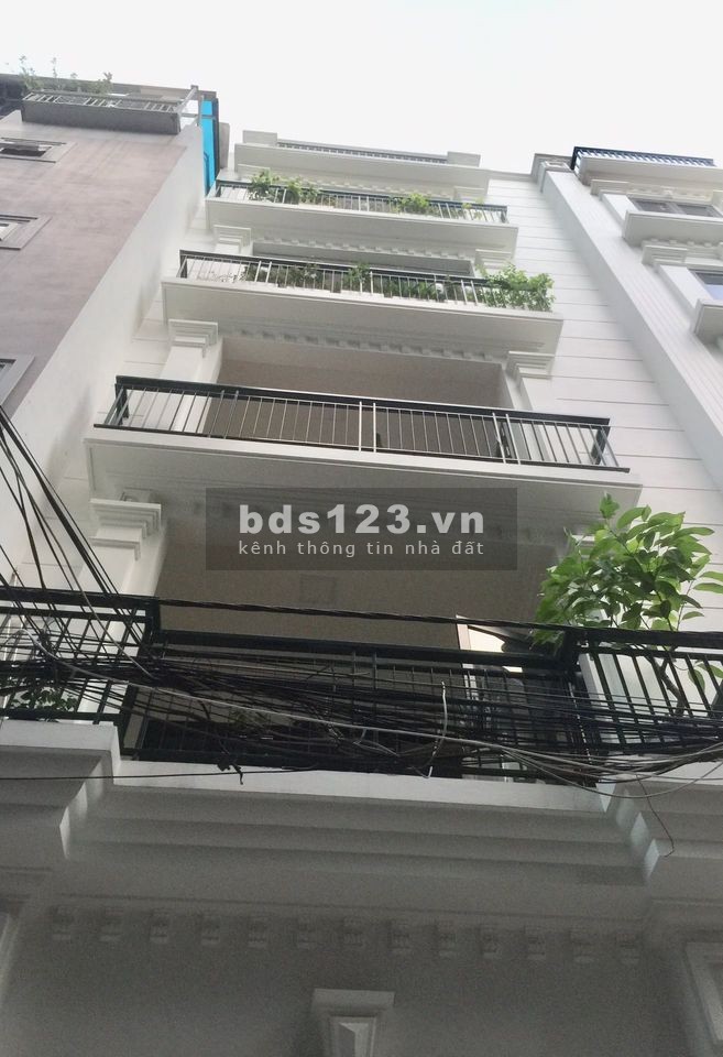 Chính chủ mặt Phố Tây Sơn Đống Đa 62m2, 6 mét mặt tiền, giá hơn chục tỷ thoả thuận