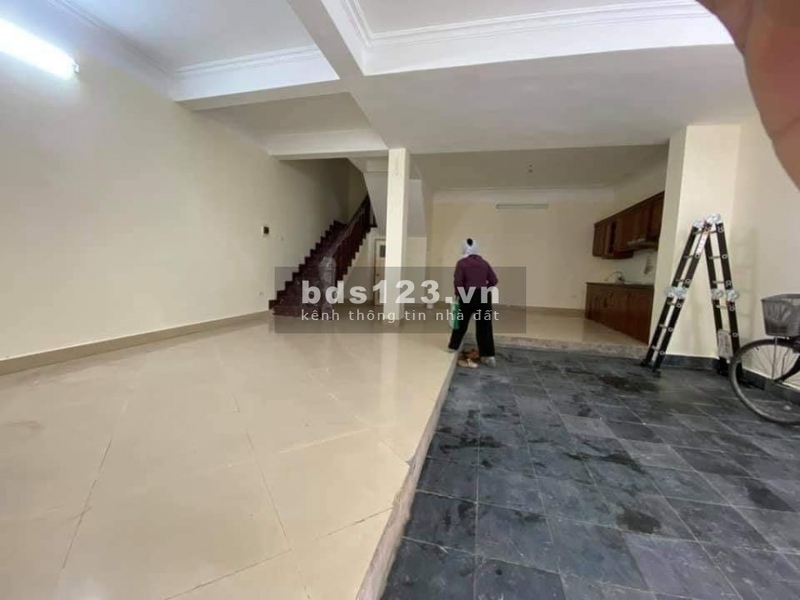 Bán nhà phố Đặng Văn Ngữ dt 65m2, 4 Tầng giá bán 11 tỷ kinh doanh mặt tiền đẹp