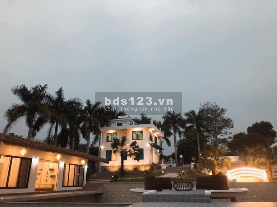 Chuyển nhượng Biệt thự sân vườn Sunny Resort Ba Vì, đẳng cấp Châu Âu, 2700m2, giá 13 tỷ.