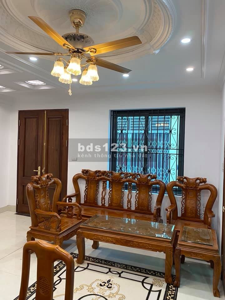 Bán nhà Nguyễn Văn Linh Long Biên lô góc 2 thoáng ô tô tránh ngõ thông kinh doanh giá 5.8 tỷ