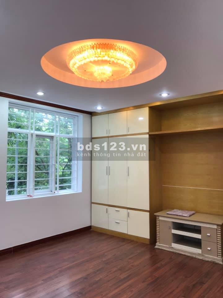 Trung Tâm Đống Đa - View hồ Hoàng Cầu diện tích sử dụng 43m2 giá bán 6.3 tỷ
