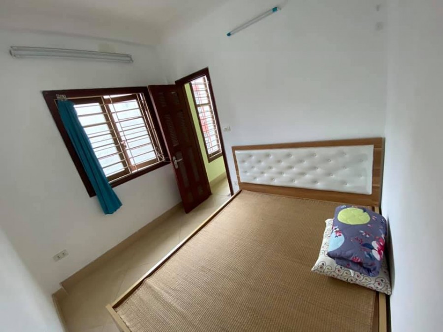 Bán nhà 2 MẶT TIỀN phố Lãng Yên, Hai Bà Trưng. Diện tích 30m2*5 tầng, ô tô gần. Giá chỉ hơn 3.5 tỷ