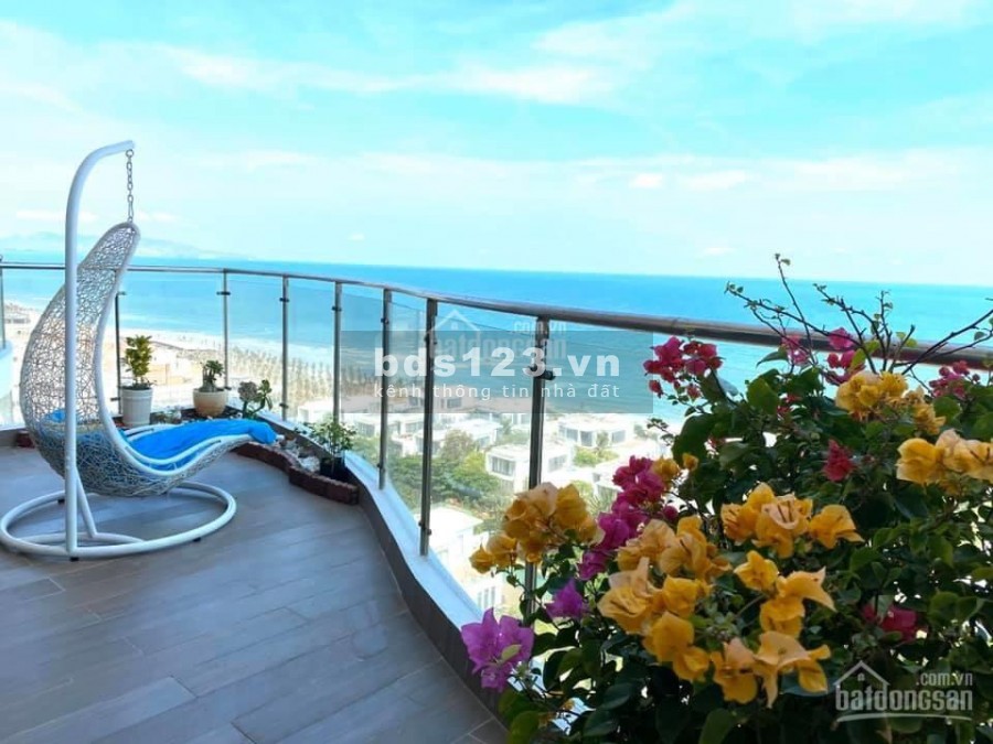 Cần bán căn hộ 3PN tầng cao view biển 3 ban công lớn full nội thất giá chỉ 5,6 tỷ (đã VAT)