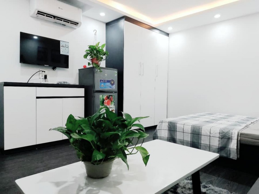 Bán nhà riêng Quận Cầu Giấy, Phố Trung Kính giá rẻ T8/2021 dt 105m2, 5 tâng, giá 18 Tỷ