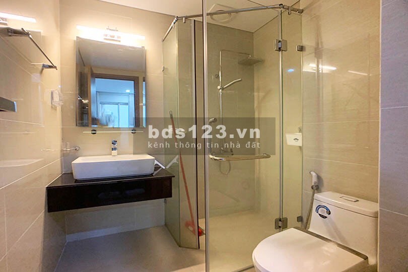 Cho thuê căn hộ giá siêu rẻ mùa Covid tòa L4 Ciputra, 2PN full đồ chỉ 10 triệu/tháng