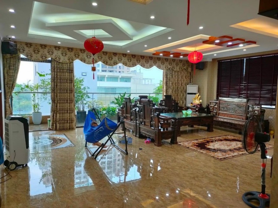 Bán nhà phố Dương Quảng Hàm, lô góc, mt 8m, kinh doanh, dt 85m2,…