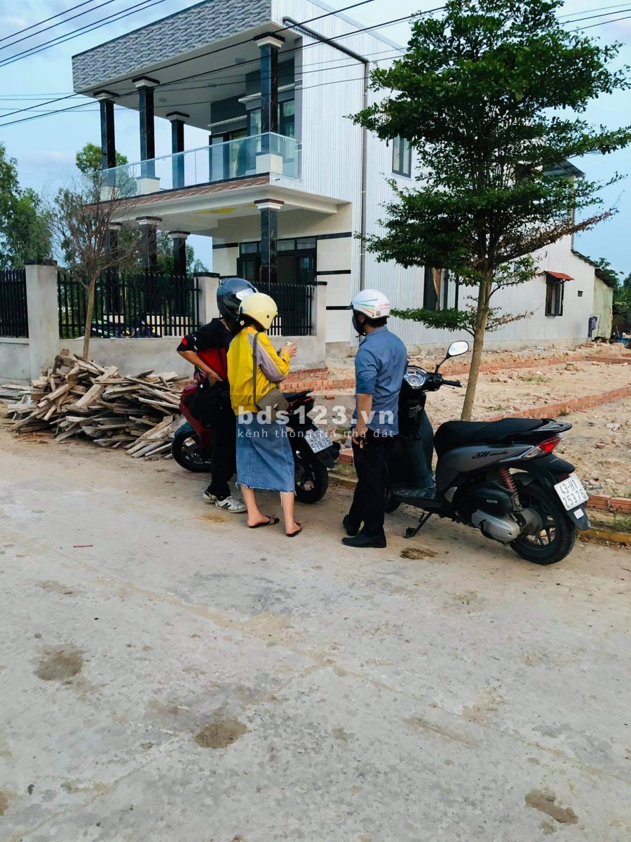 Bán nhanh lô góc Đại Hiệp 2 mặt tiền diện tích lớn 385m2, đường quy hoạch 7m, thông 2 đầu