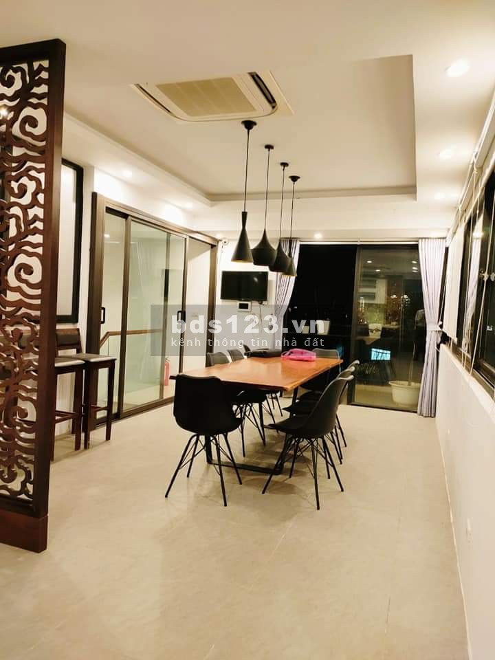 Bán nhà MP Võng Thị Tây Hồ, 8 tầng thang máy, kinh doanh, 3 thoáng, view hồ dt 105m2 giá 24.5 tỷ