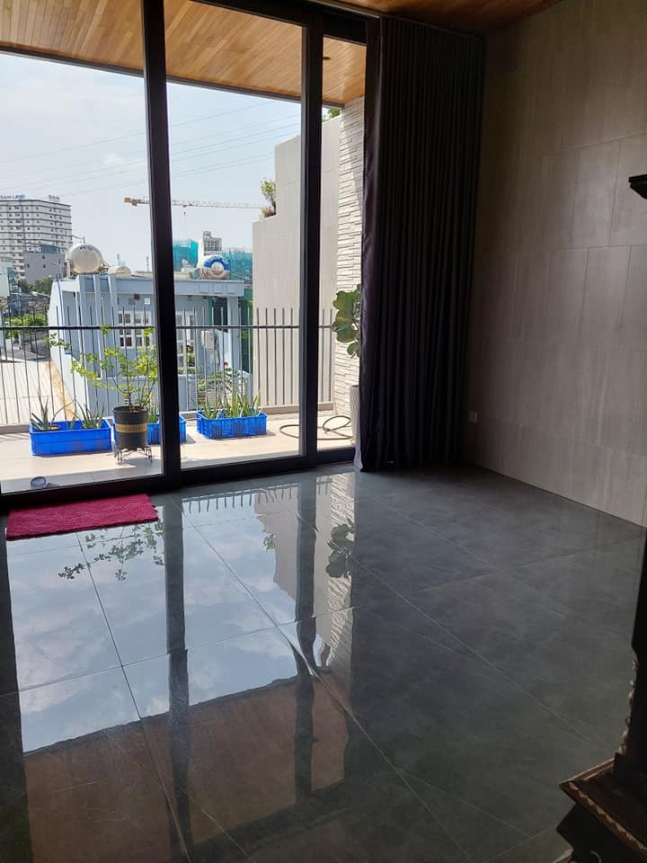 Lê Quang Định, hẻm xe hơi 1 xẹt, dt 191m2, 4 tầng giá chỉ 30 Tỷ biệt thự cao cấp