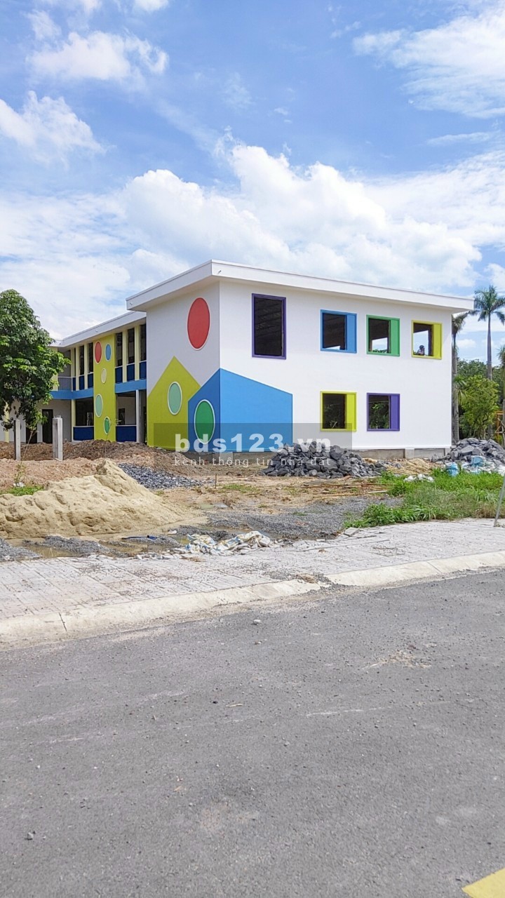Do dịch cần bán lô đất đối diện khu công nghiệp Visip 2 giá F0, lh 0395193389