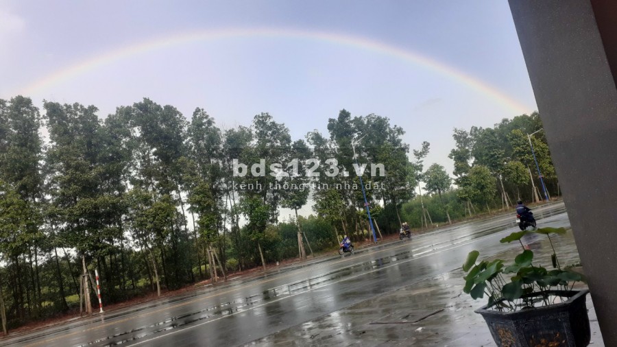 Đất Ngay trong Lòng Trung Tâm Thành Phố Đồng Xoài thanh toán 570 triệu nhận ngay đất