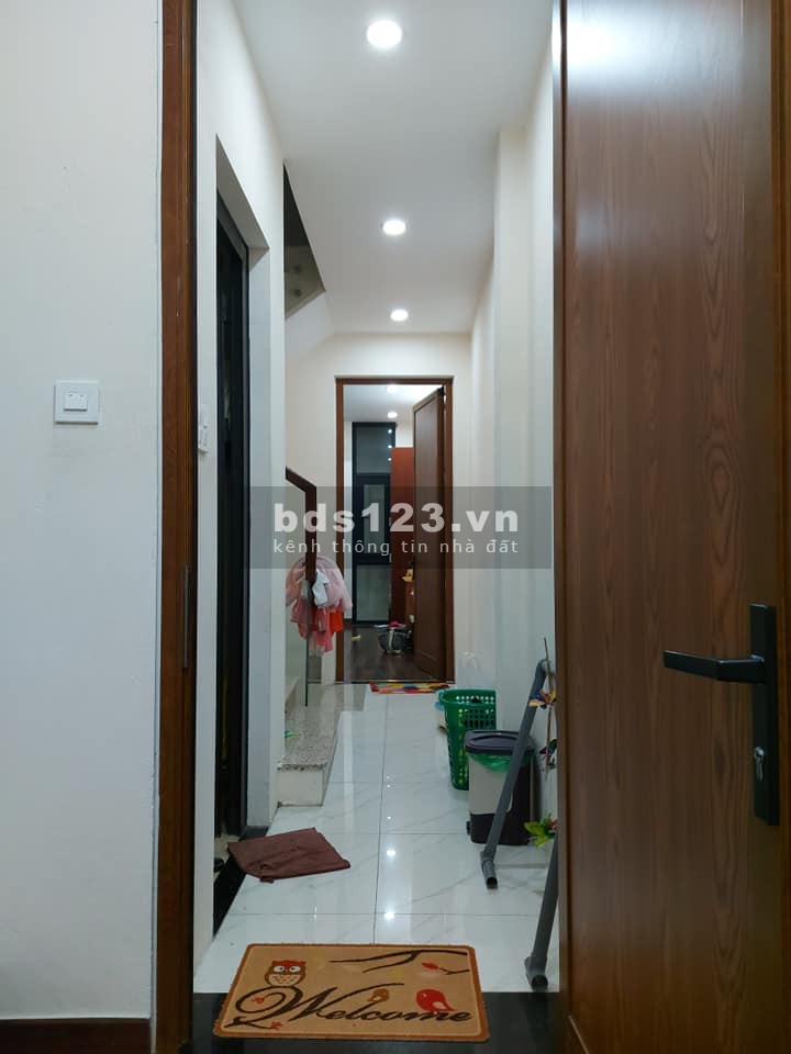 Bán nhà Minh Khai, nhà đẹp, ba gác tránh xe máy, 20m ra ô tô tránh, 2 mặt thoáng