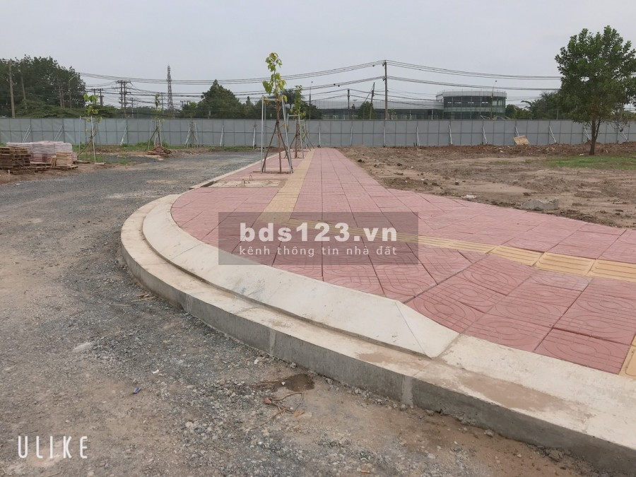 Chỉ 1 tỷ 4 sở hữu ngay lô đất vị trí đắc địa Quốc lộ 1A, sổ hồng riêng hoàn công nhà
