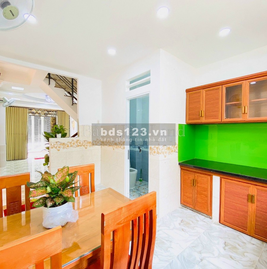 Bán nhà Bùi Quang Là Quận Gò Vấp hẻm xe hơi giá hữu nghị 3.85 tỉ, pháp lí sạch
