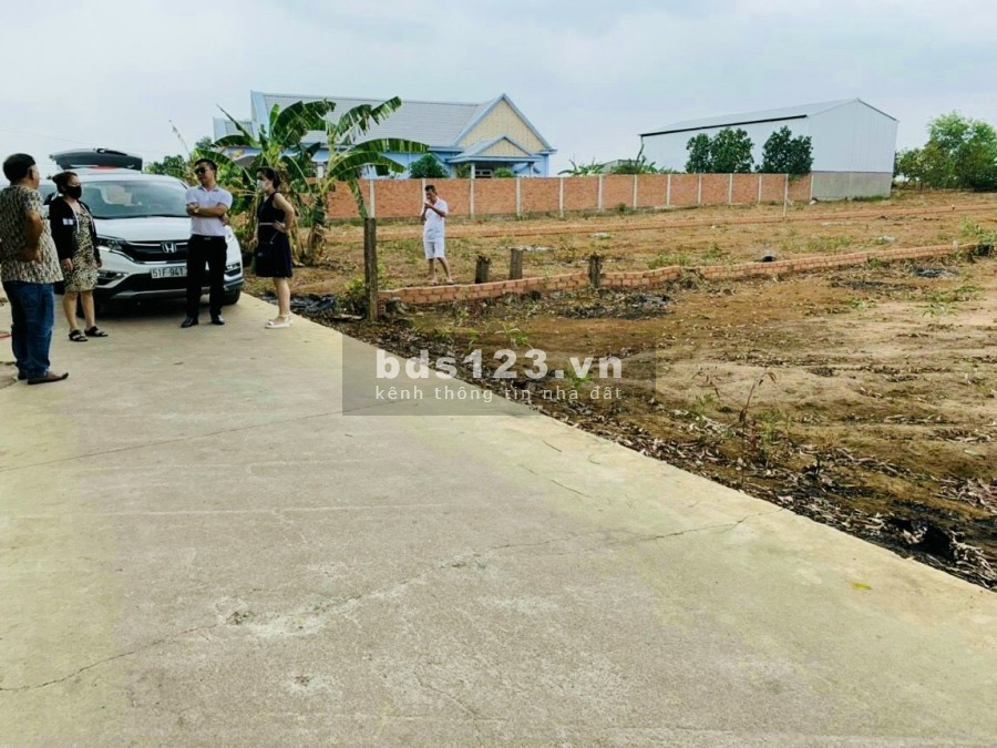 Bán rẻ lô đất Phước Bình diện tích sử dụng 1000m2 có 100m2 thổ cư sổ sẳn