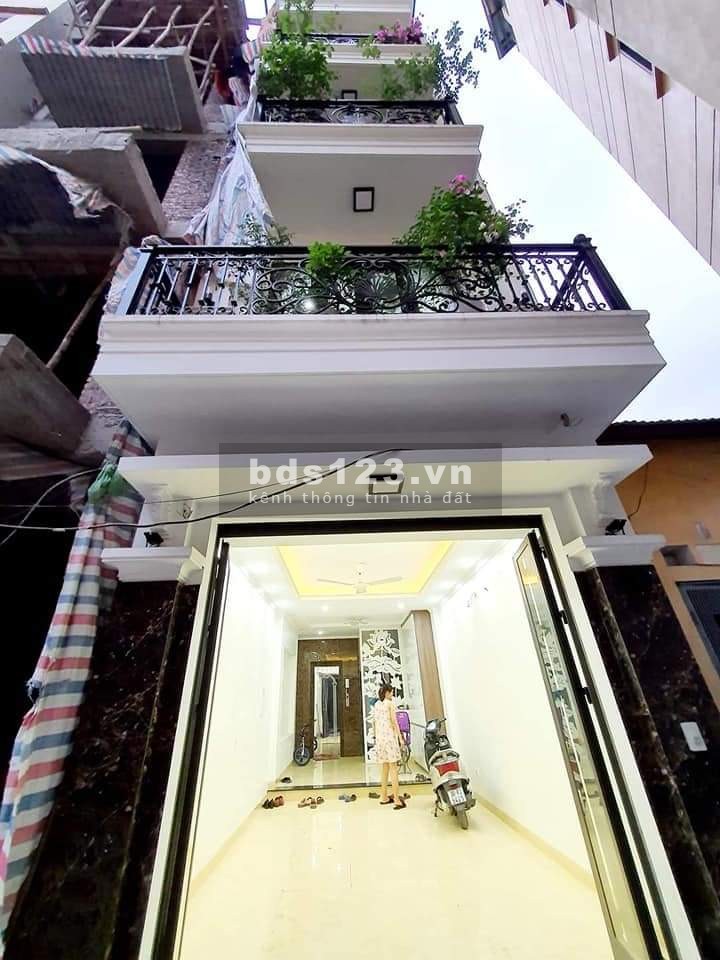 Bán nhà nguyên căn Vũ Tông Phan kinh doanh nhỏ diện tích 36m2, giá bán 3.8 tỷ