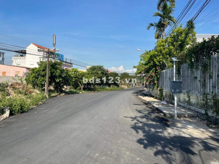 Bán nhà đẹp đường Dương Thiệu Tước gần bến xe phía Nam, giá chủ 2.x tỷ, lh 0346229509