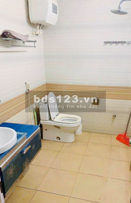 Bán nhà Nam Từ Liêm, phân lô ô tô đậu ngày đêm, nội thất, dt 47m2, 4 tầng, mt 4m, giá 7.2 tỷ